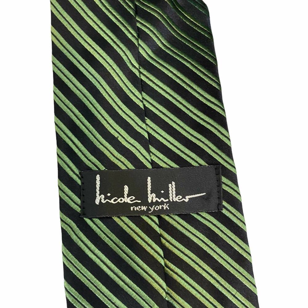 Nicole Miller Men's Tie Career 100% Silk Green Black Diagonal Striped One Size
